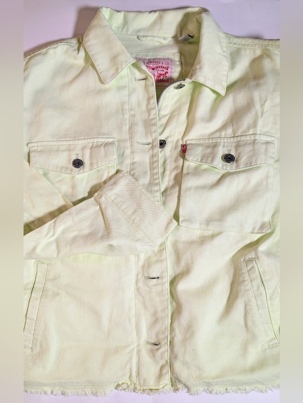 Levi’s Jean Jacket Pale Pistachio Yellow Green Colored Women’s Large